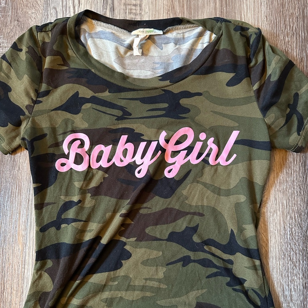 Rue21 S/M Baby Girl Camo Shirt